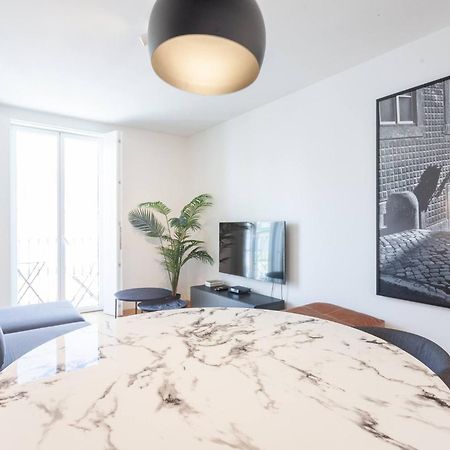 My Lx Flat Graca Lighting Design Apartment Lisbon Exterior photo